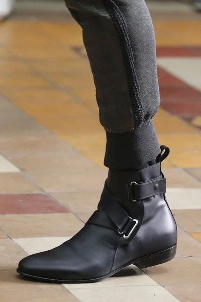 Look 34